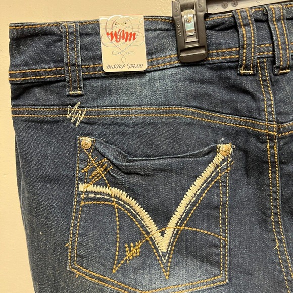 NWT What About Me 'WAM' Womens Denim Jeans 20/21W Distressed Embroidered Stretch - Picture 4 of 8